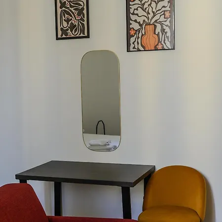 Feel - Mille Konukevi *